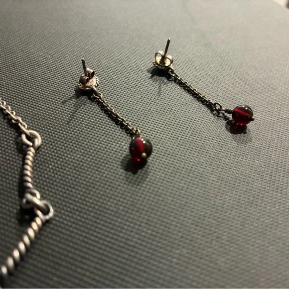 Rare Retired James Avery Garnet Necklace and Earring Set - Picture 3 of 8